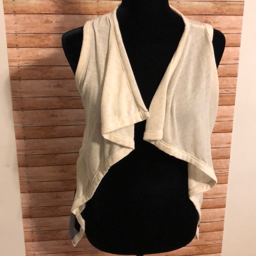 BKE vest